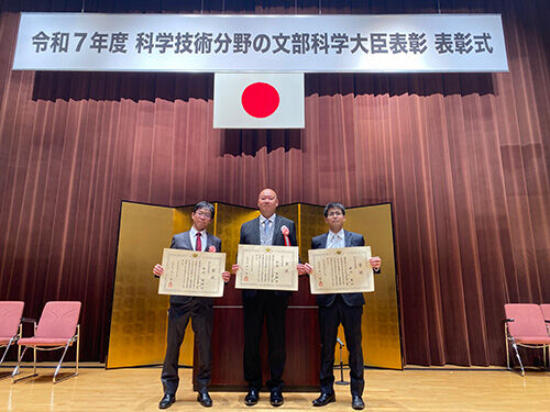 令和7年度科学技術分野の文部科学大臣表彰にKEKの技術職員3人が選ばれました【KEK site】